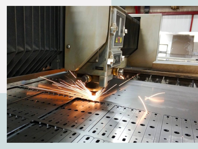 Лазерная резка металла в Миассе от 610 руб.